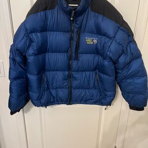 Mountain HardWare Men’s Puffer Jacket